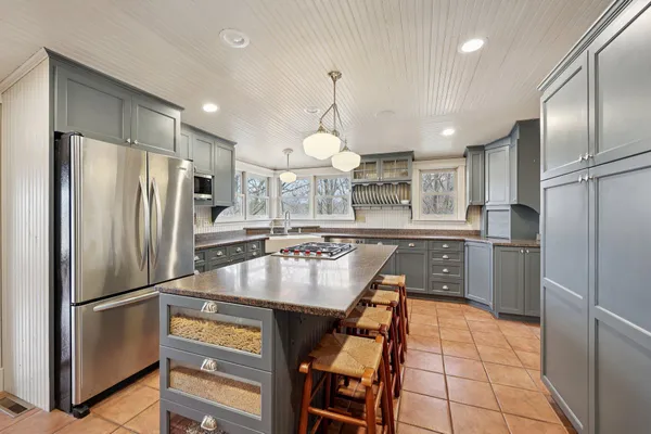 $700,000 | 15 2nd Avenue Southwest, Oronoco, MN 55960