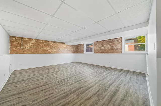 $394,900 | 4024 West 106th Street, Oak Lawn, IL 60453