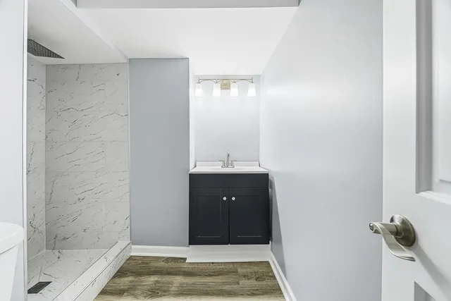 $394,900 | 4024 West 106th Street, Oak Lawn, IL 60453