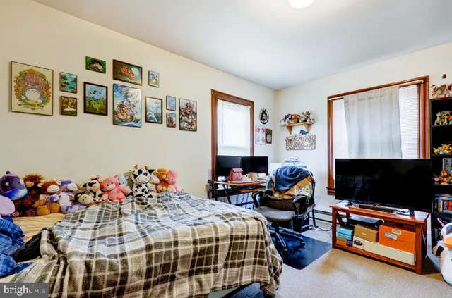 $299,900 | 354 East Main Street, New Holland, PA 17557