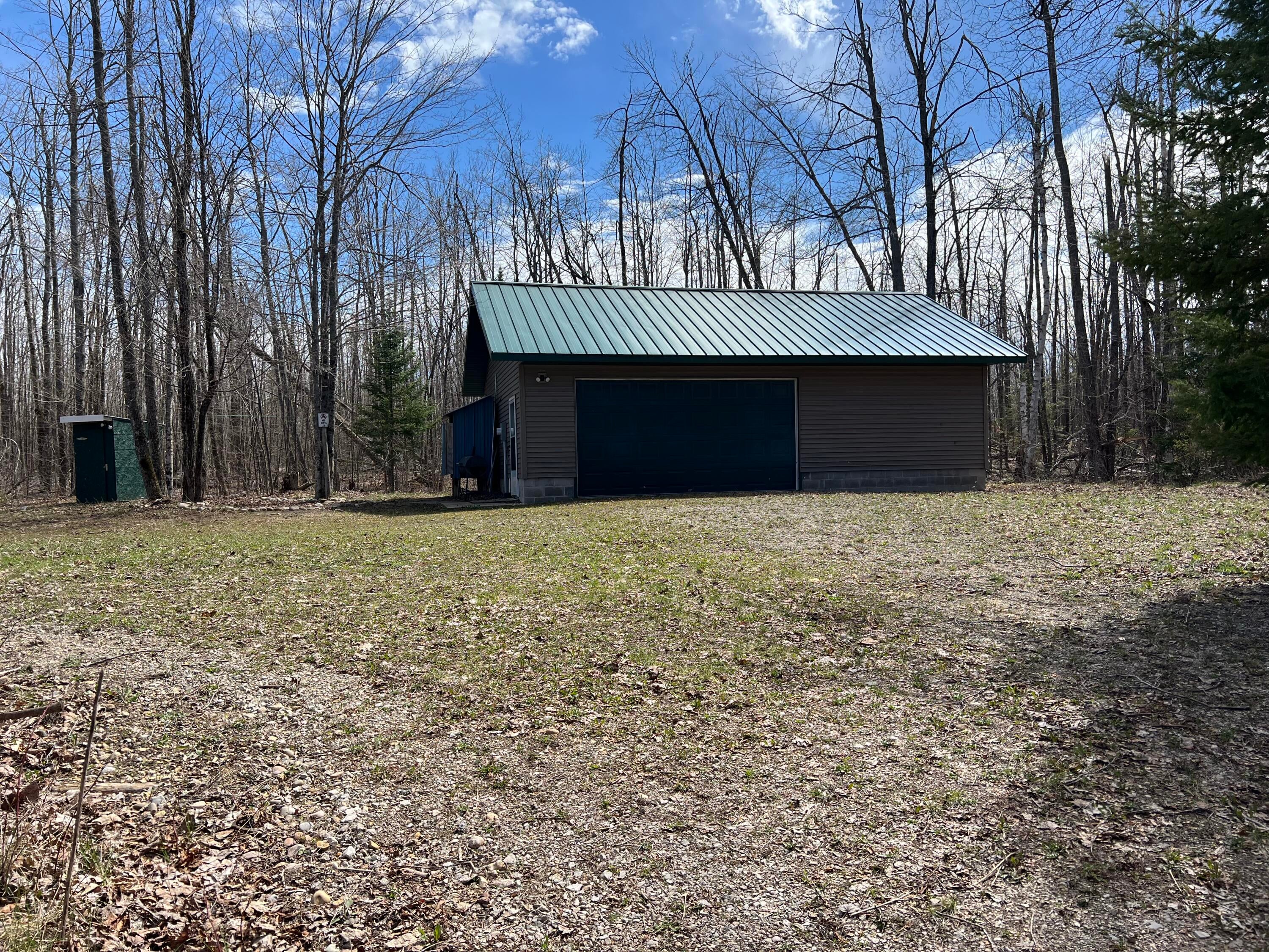 10344 Alpena St Road Cheboygan, MI 49721 - Photo 18 of 29 Gallery Image 18
