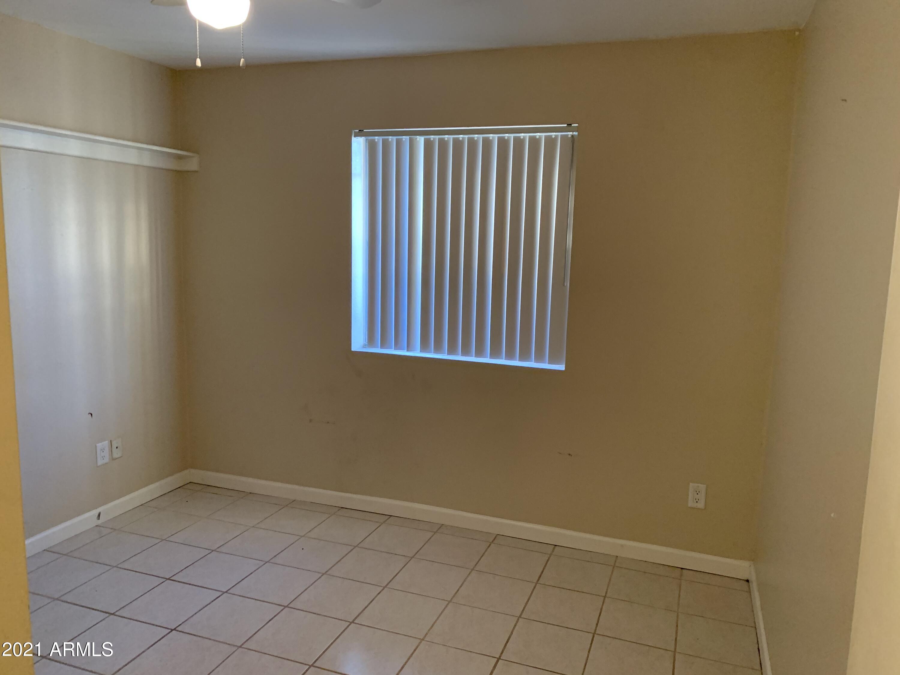 3901 West Phelps Road Phoenix, AZ 85053 - Photo 9 of 23 IMG_4517