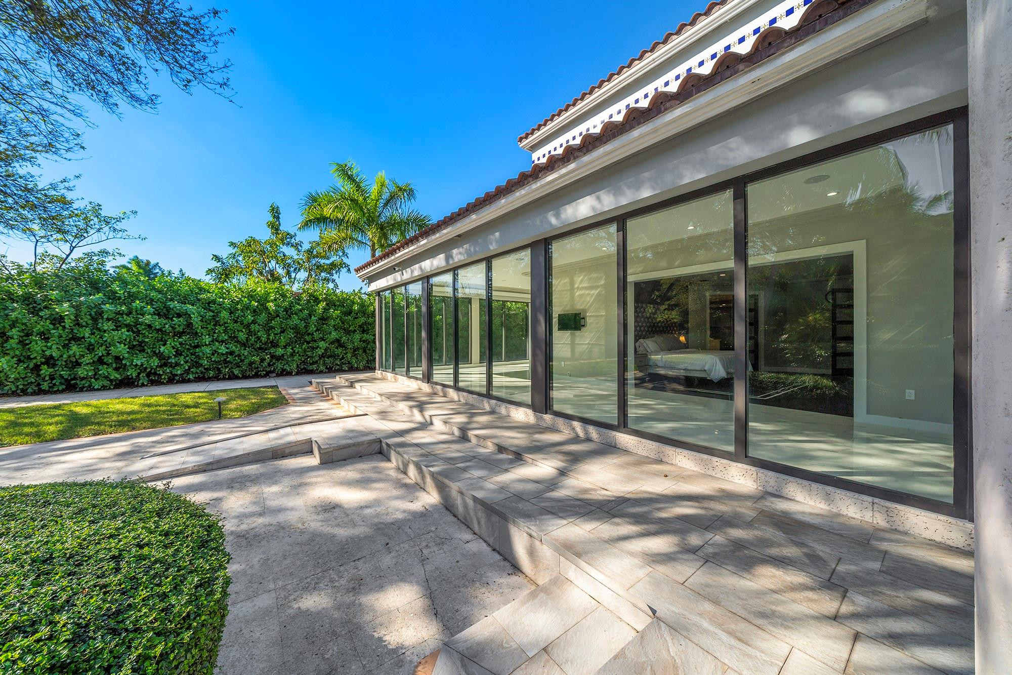 10270 Southwest 58th Street Miami, FL 33173 - Photo 40 of 88 Photo 40