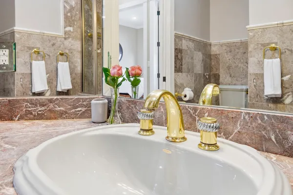 $25,000 | 10270 Southwest 58th Street, Miami, FL 33173