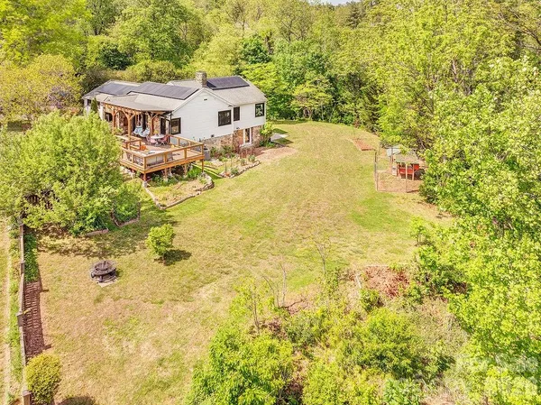 $899,500 | 10 Hillendale Road, Asheville, NC 28805