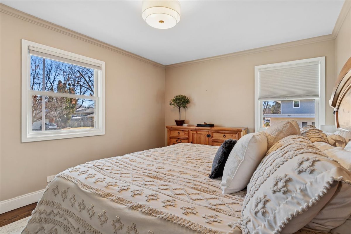 313 West Gartner Road Naperville, IL 60540 - Photo 13 of 32 Gallery Image 13