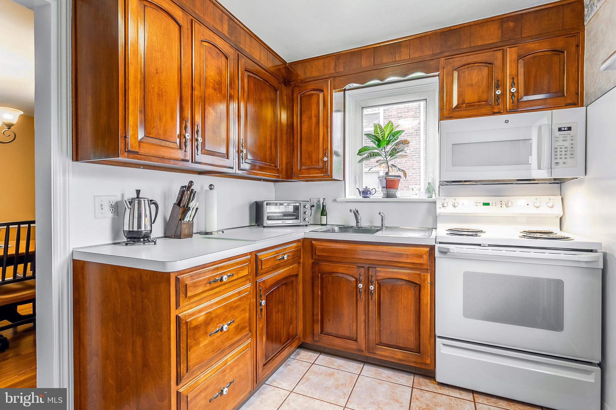 239 Kent Road Springfield, PA 19064 - Photo 7 of 20