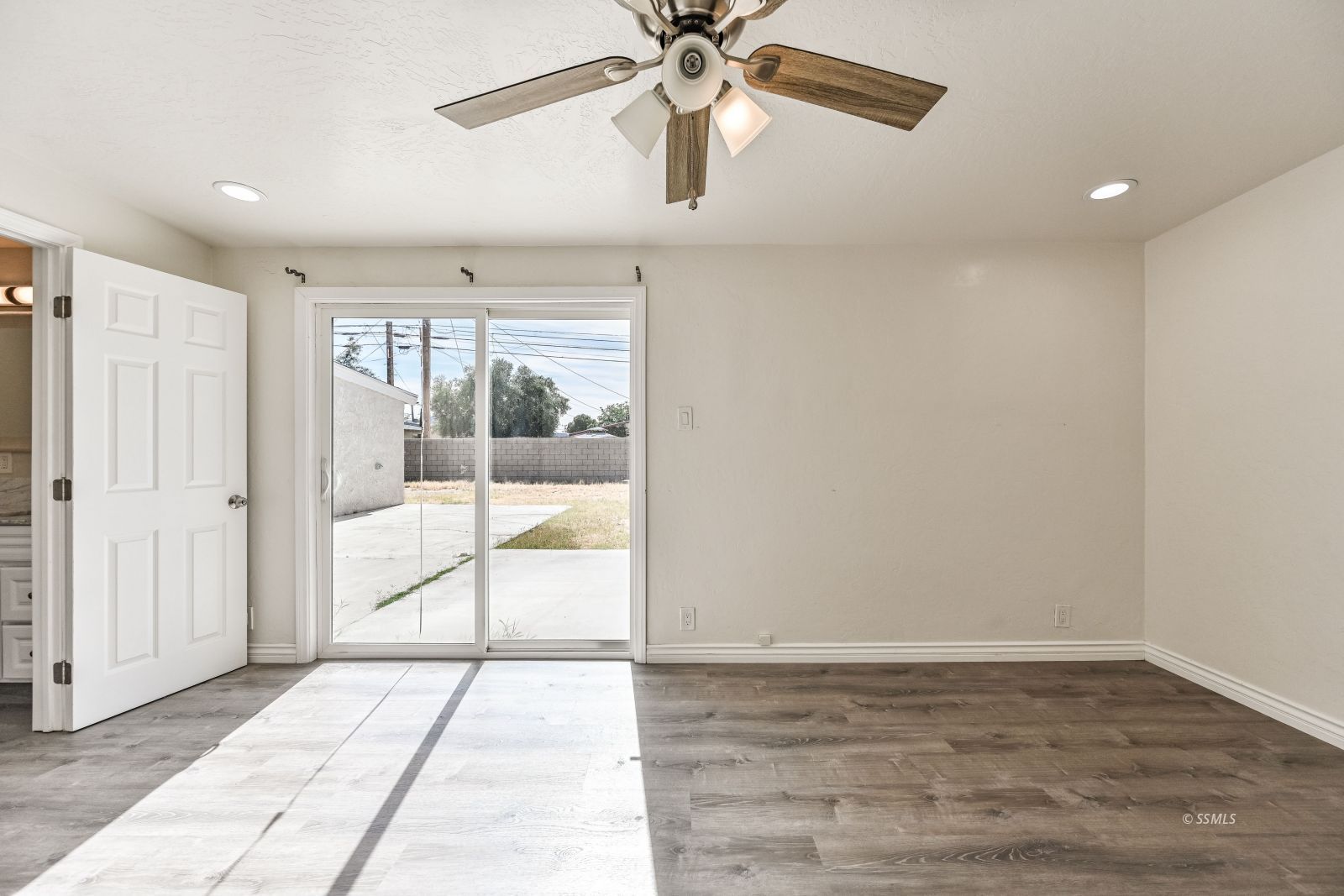 305 North Florence Street Ridgecrest, CA 93555 - Photo 26 of 30