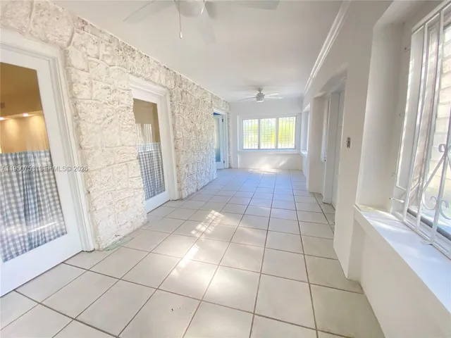 $3,250 | 4600 Northeast 1st Avenue, Miami, FL 33137