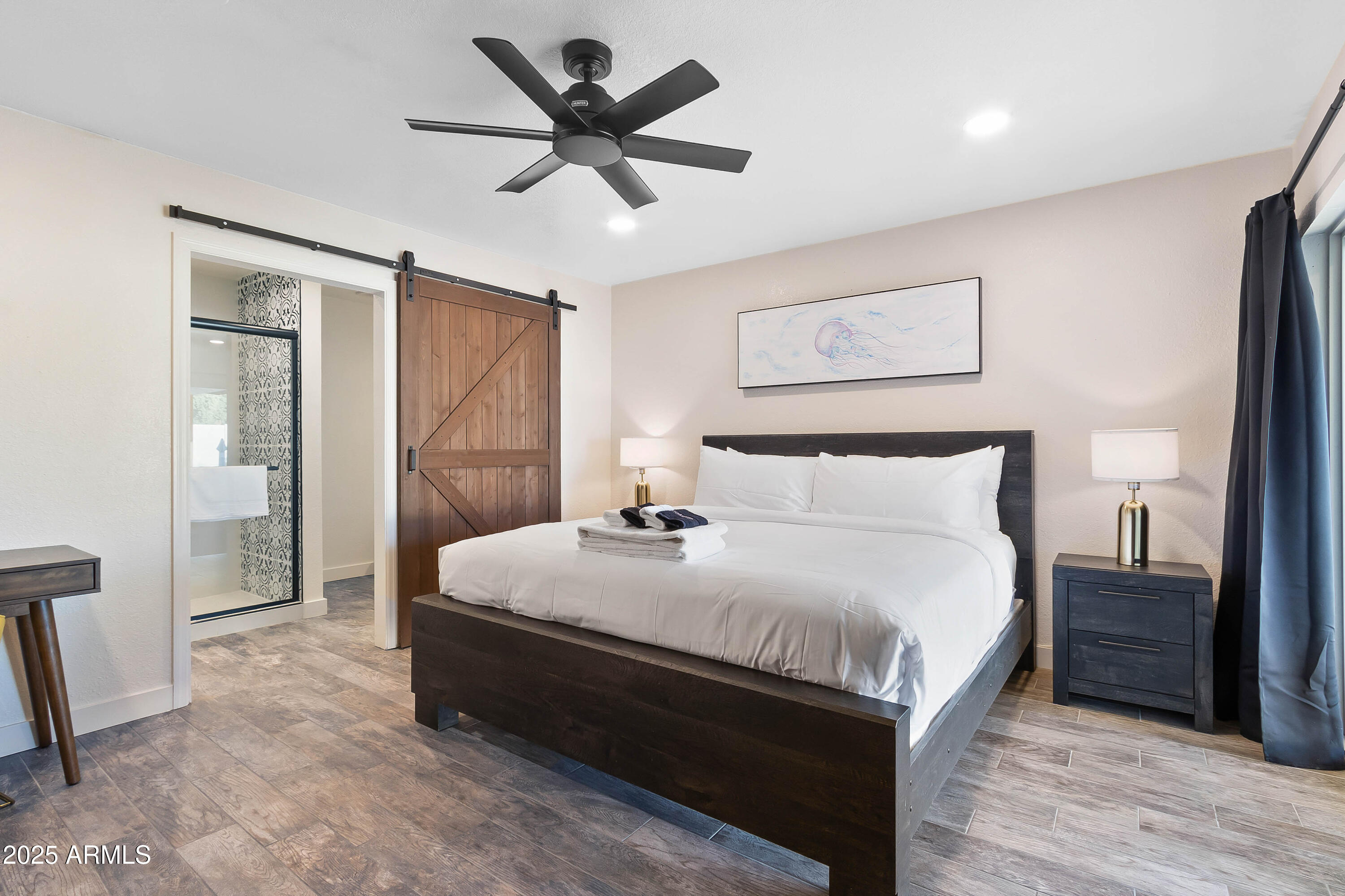 3615 East Charter Oak Road Phoenix, AZ 85032 - Photo 16 of 29 IMG_1502
