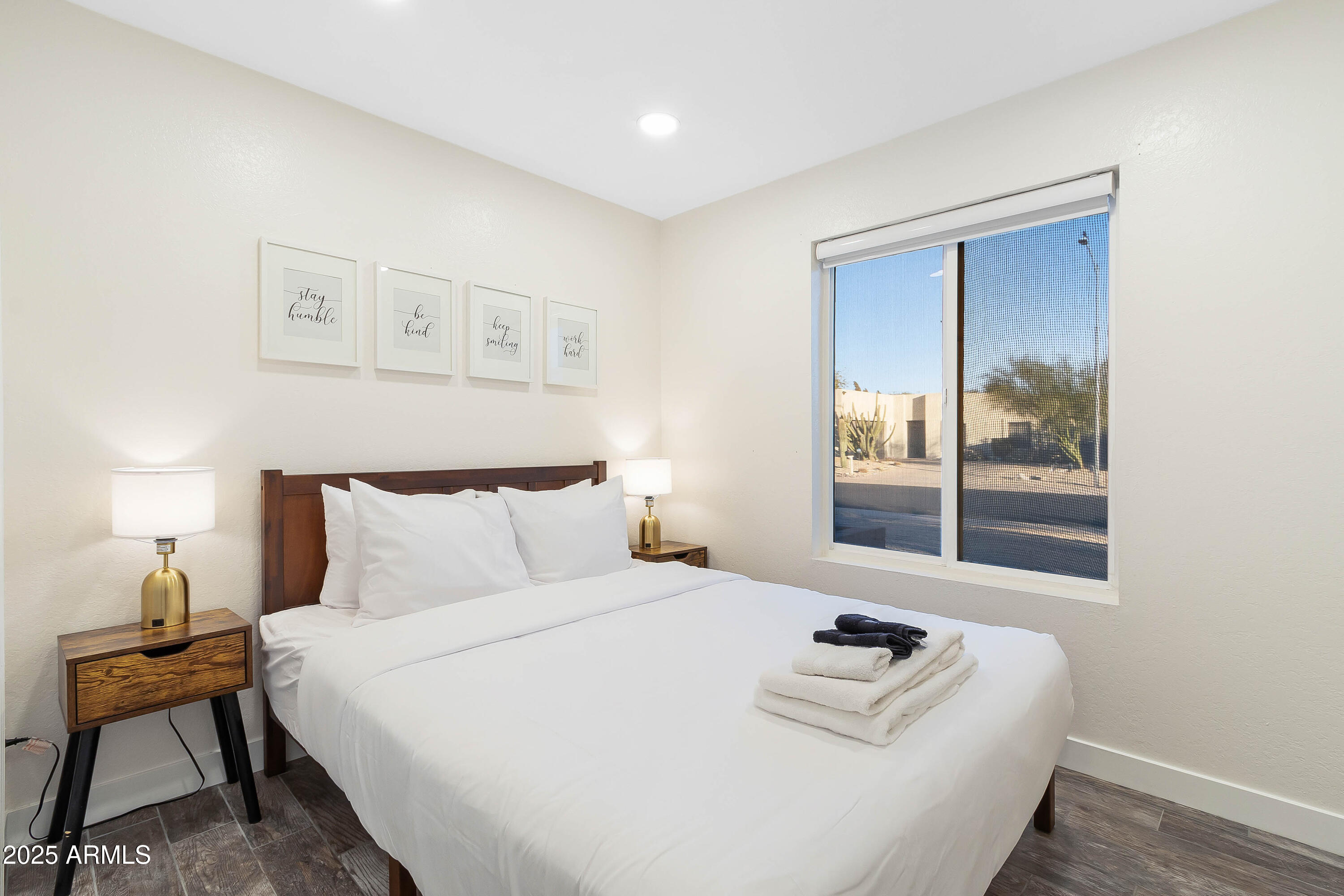 3615 East Charter Oak Road Phoenix, AZ 85032 - Photo 24 of 29 IMG_1617