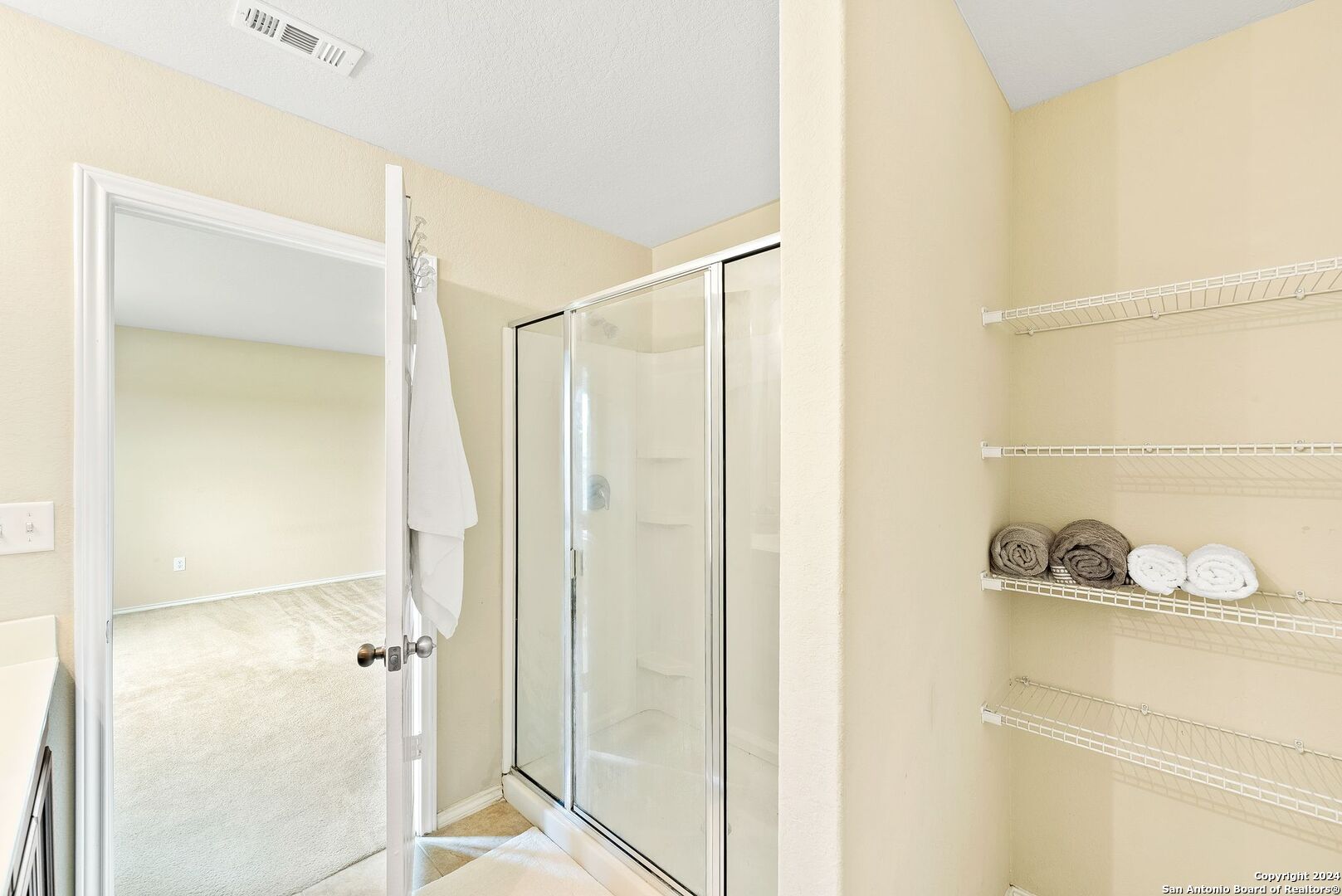 9779 Harbor Mist Lane Converse, TX 78109 - Photo 21 of 38