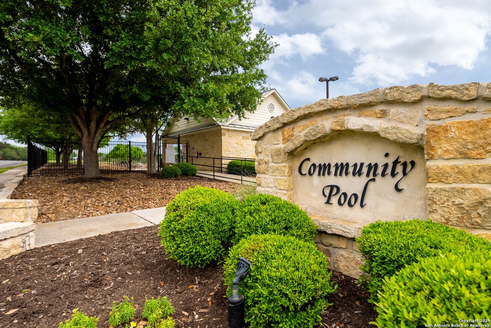 9779 Harbor Mist Lane Converse, TX 78109 - Photo 36 of 38