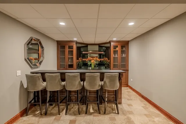 $1,900,000 | 863 Bittersweet Drive, Northbrook, IL 60062