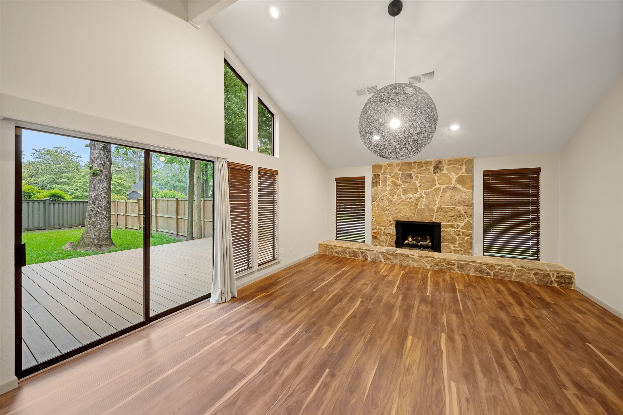 3402 Wildwood Ridge Court Houston, TX 77339 - Photo 6 of 37