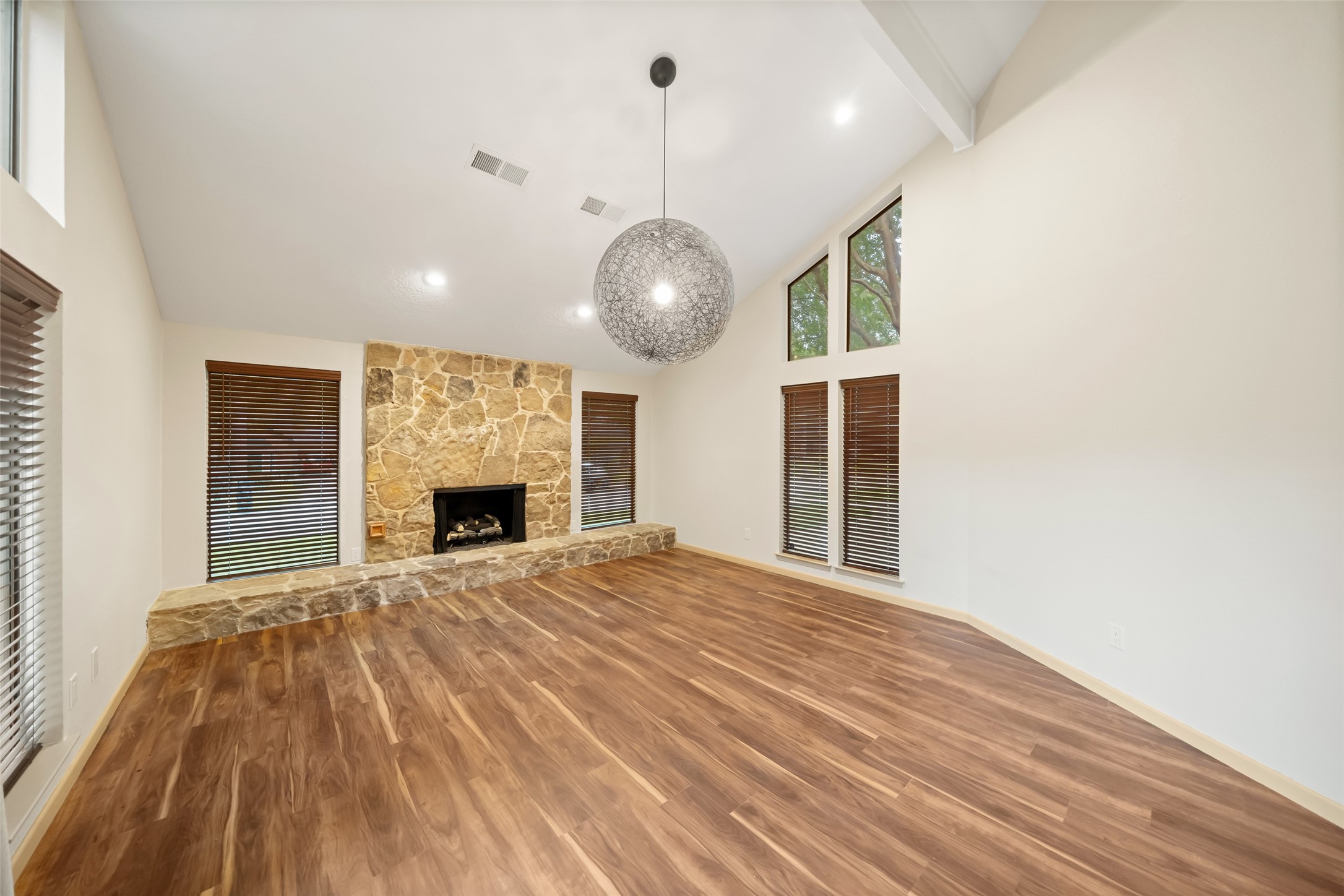 3402 Wildwood Ridge Court Houston, TX 77339 - Photo 8 of 37