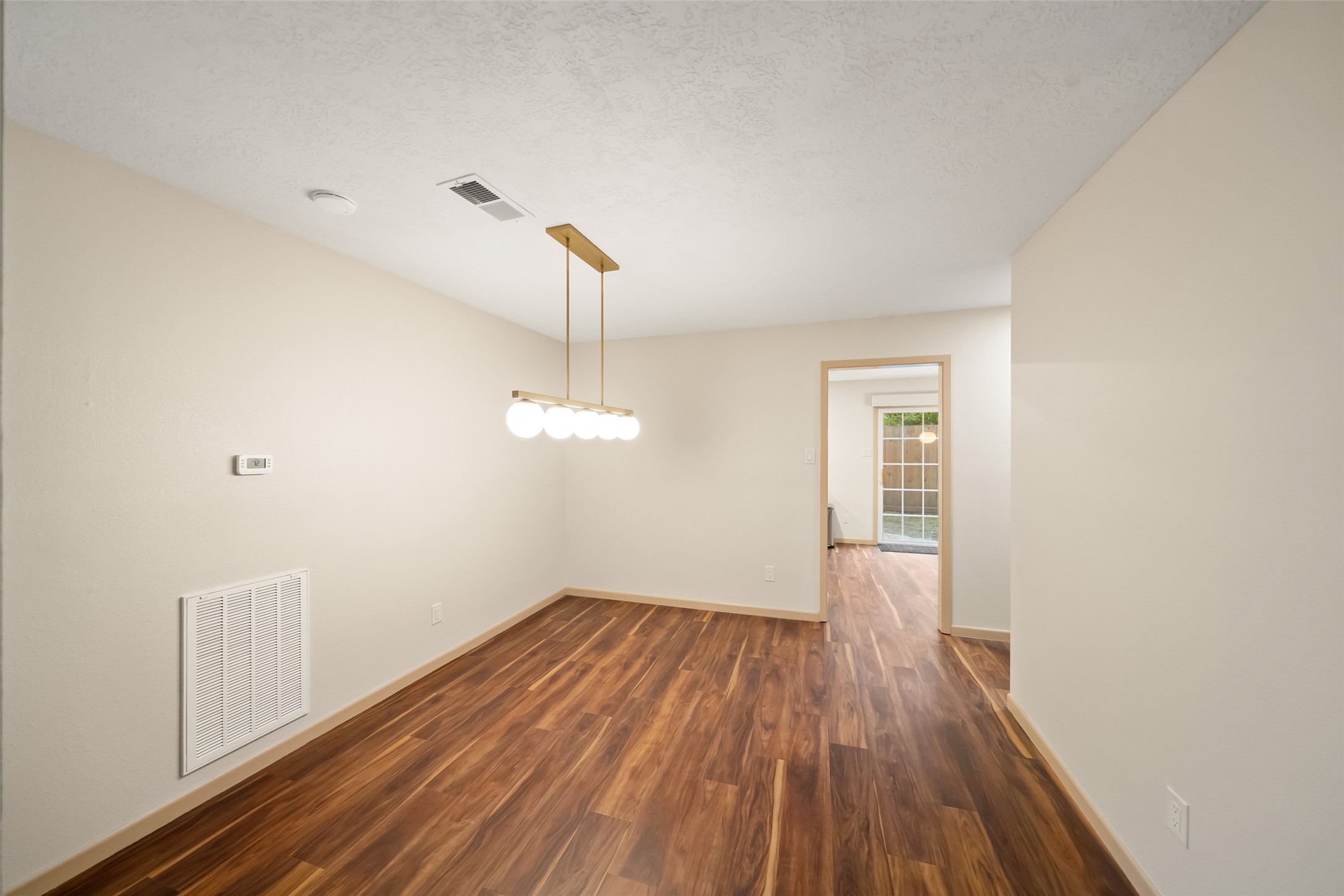 3402 Wildwood Ridge Court Houston, TX 77339 - Photo 10 of 37