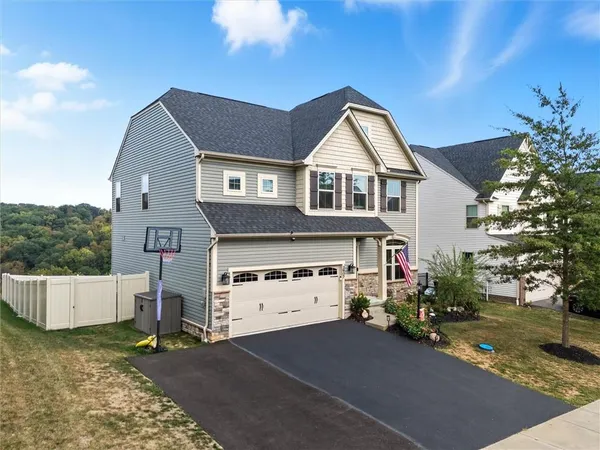 $625,000 | 2907 Pinnacle Drive, McDonald, PA 15057