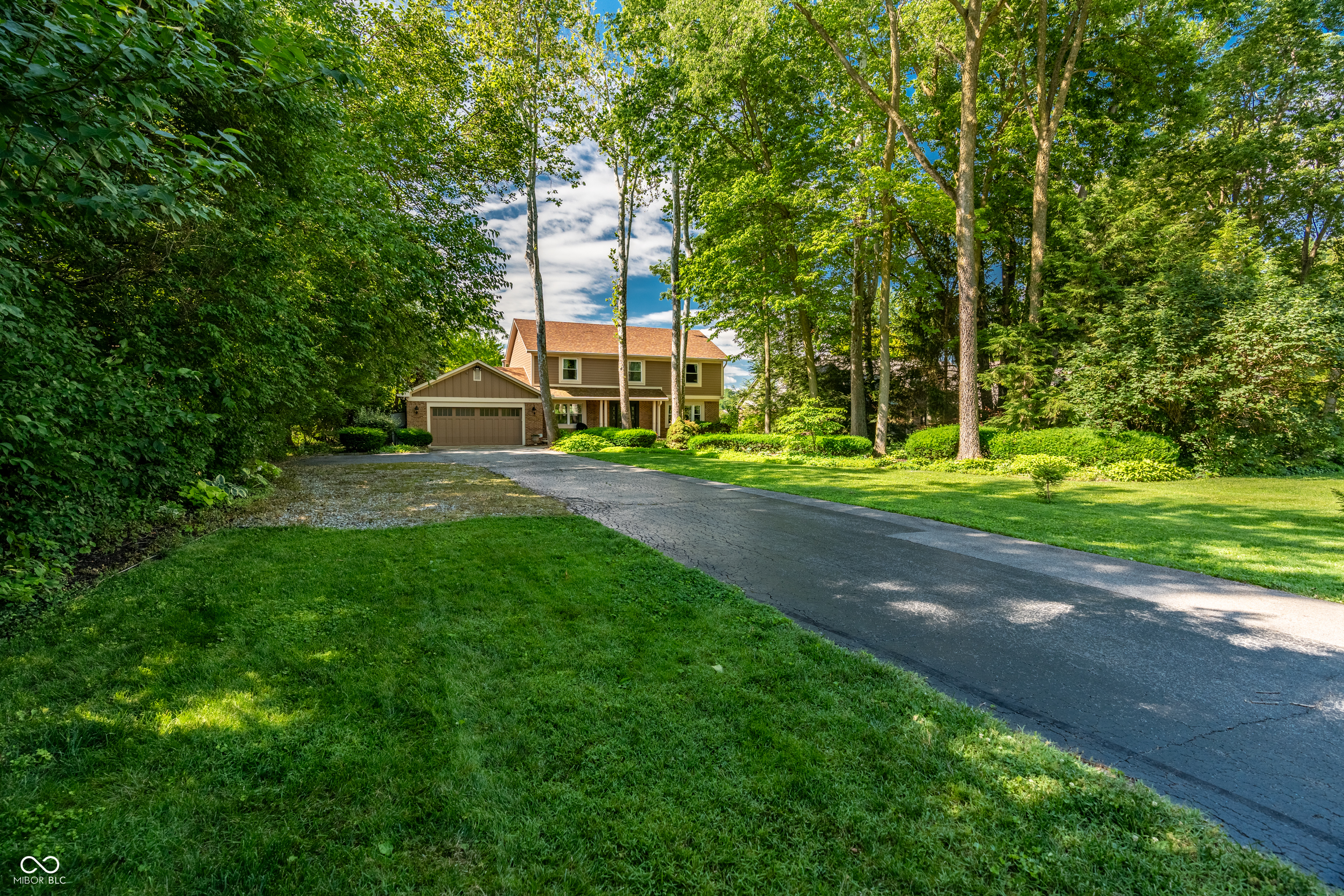 5225 Fall Creek Road Indianapolis, IN 46220 - Photo 5 of 57