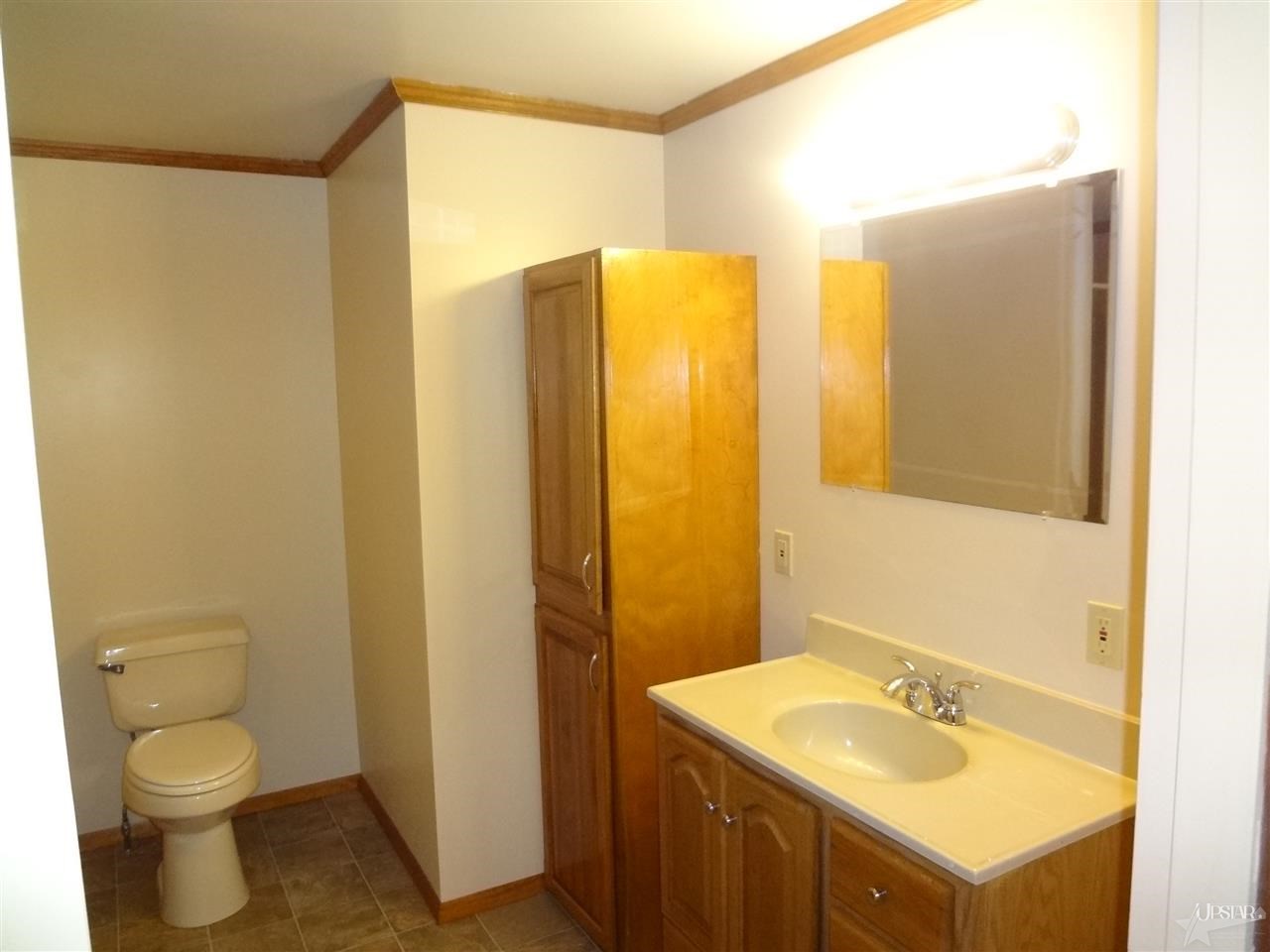 1303 Windsor Road Fort Wayne, IN 46825 - Photo 2 of 26