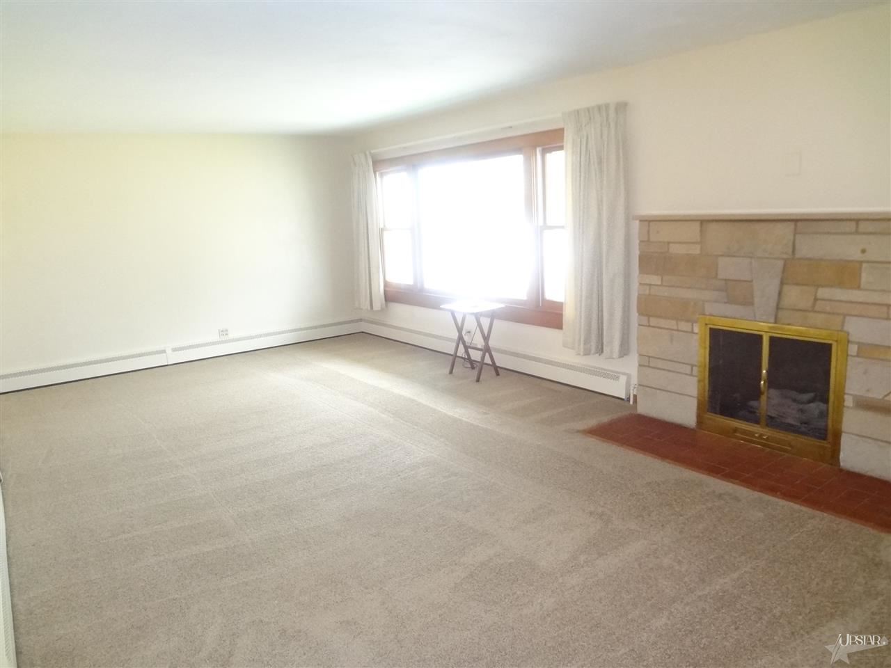 1303 Windsor Road Fort Wayne, IN 46825 - Photo 9 of 26