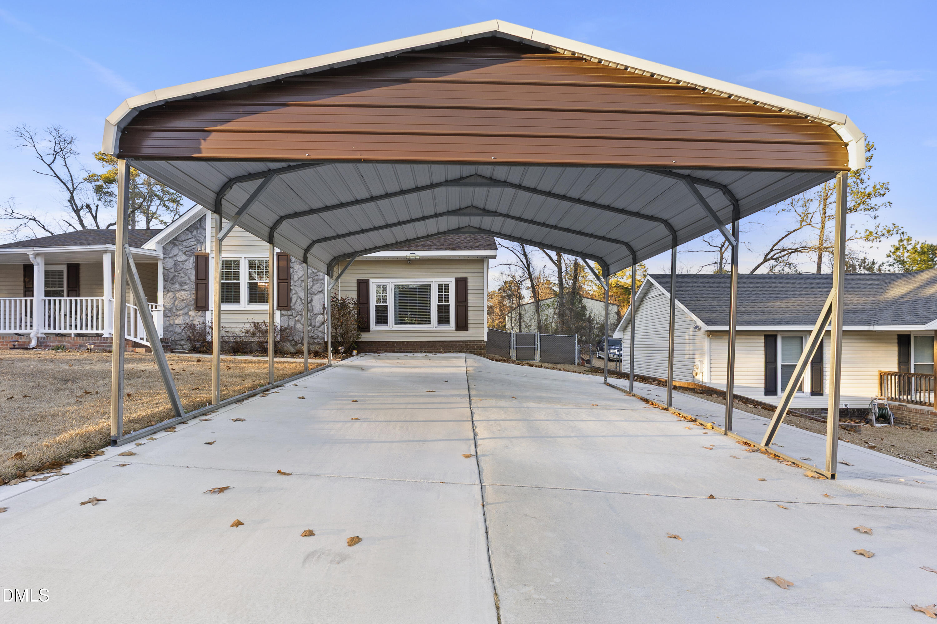 1716 Arrow Ridge Way Fayetteville, NC 28304 - Photo 8 of 56 1716_arrow_ridge_way_1front_7