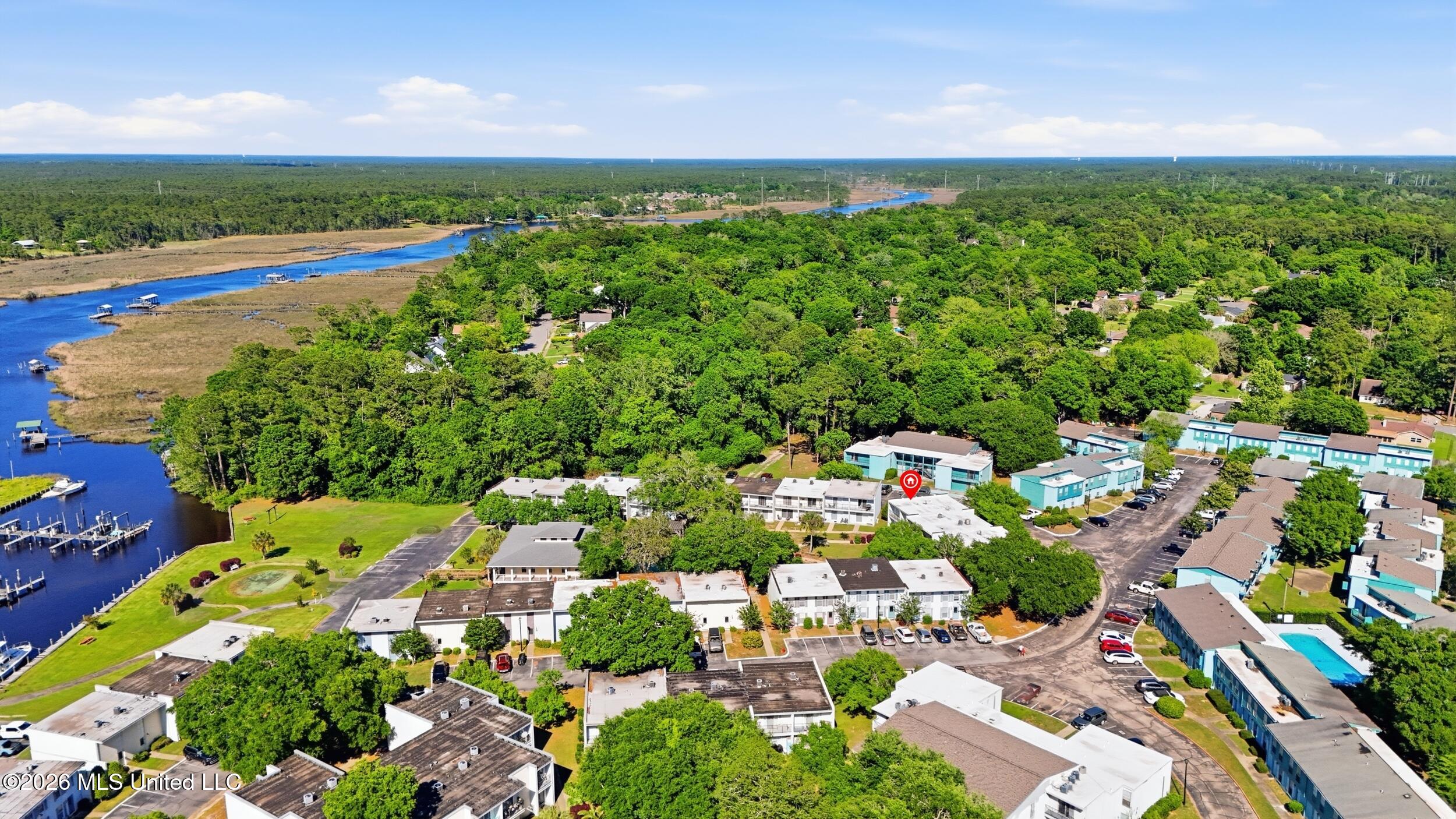 3230 Cumberland Road, Unit 41 Ocean Springs, MS 39564 - Photo 40 of 43 VIEW LOOKING EAST