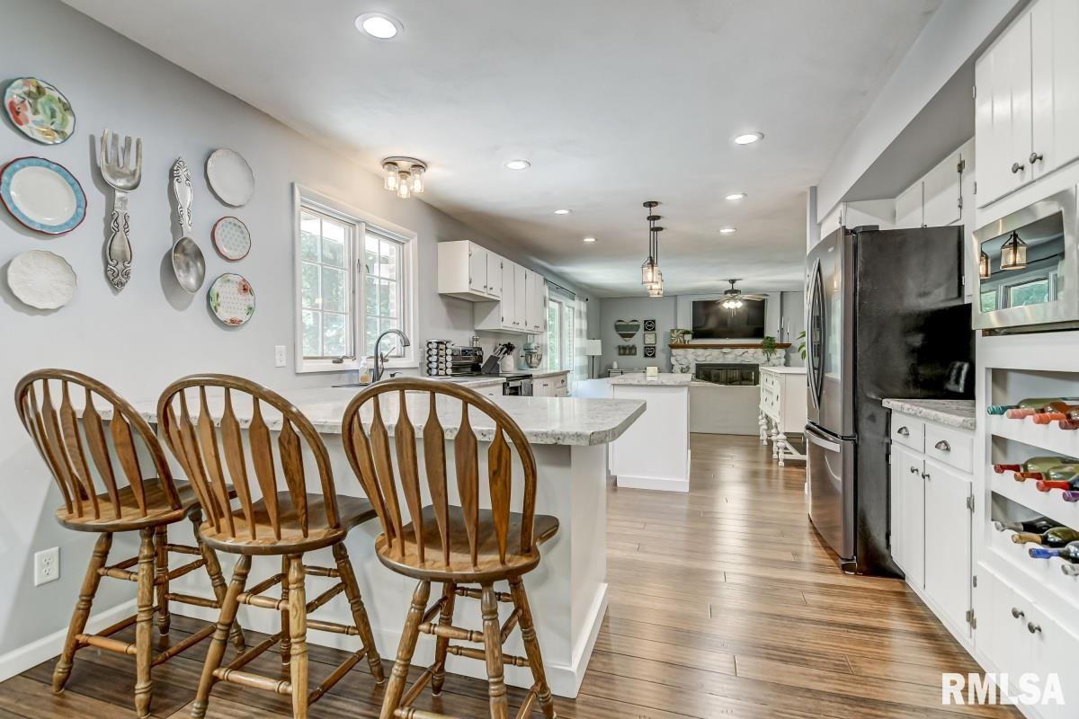 19389 Hunt Road Petersburg, IL 62675 - Photo 12 of 43 Gallery Image 12