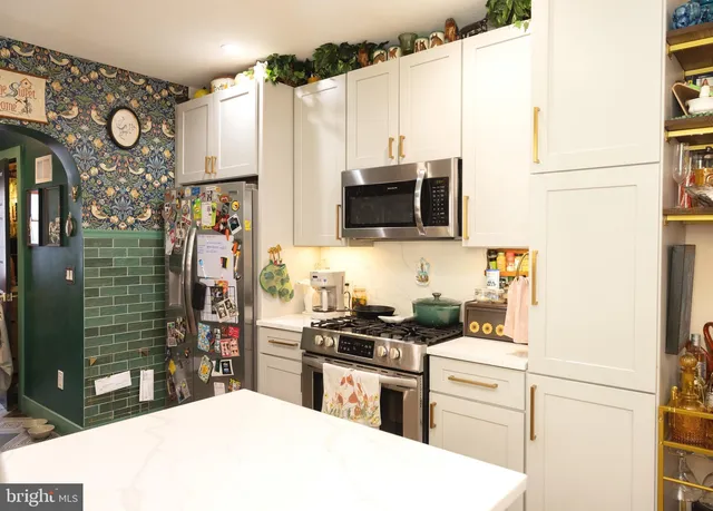 $360,000 | 1010 South Paxon Street, Philadelphia, PA 19143