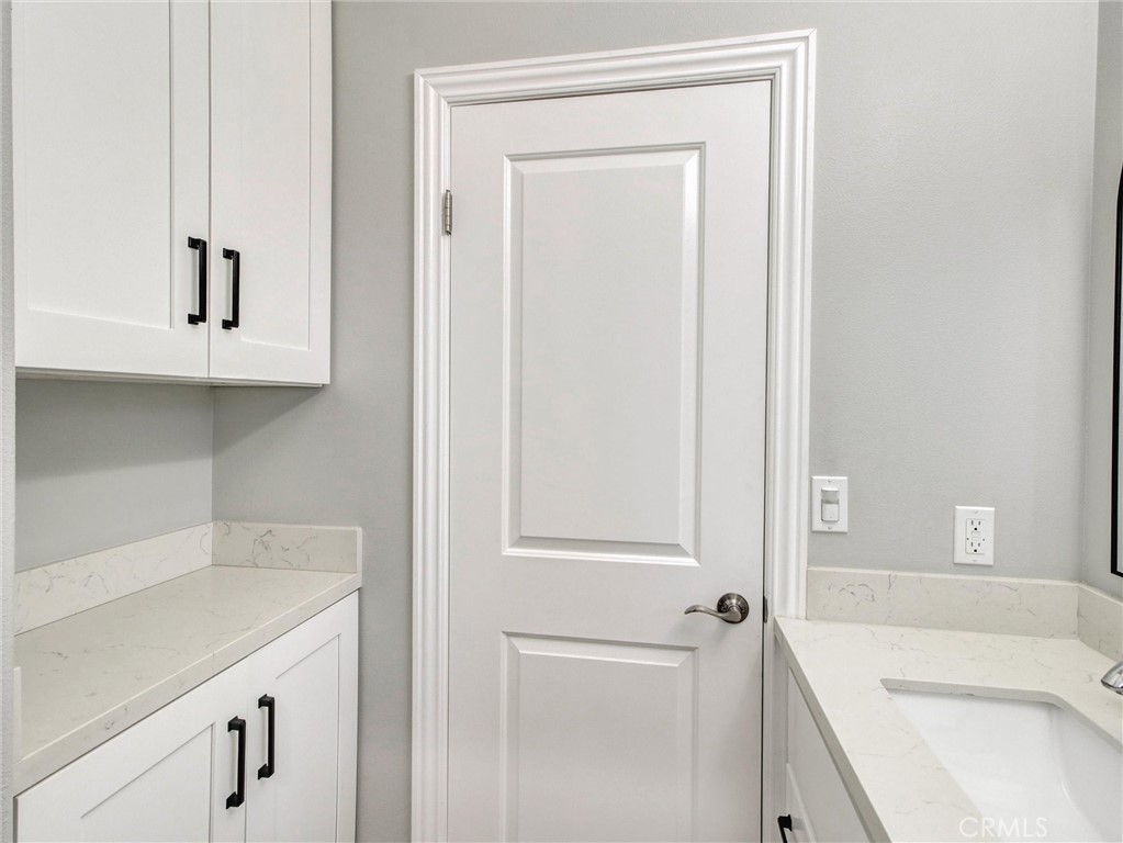 6313 Rancho Parada Road Paramount, CA 90723 - Photo 14 of 47