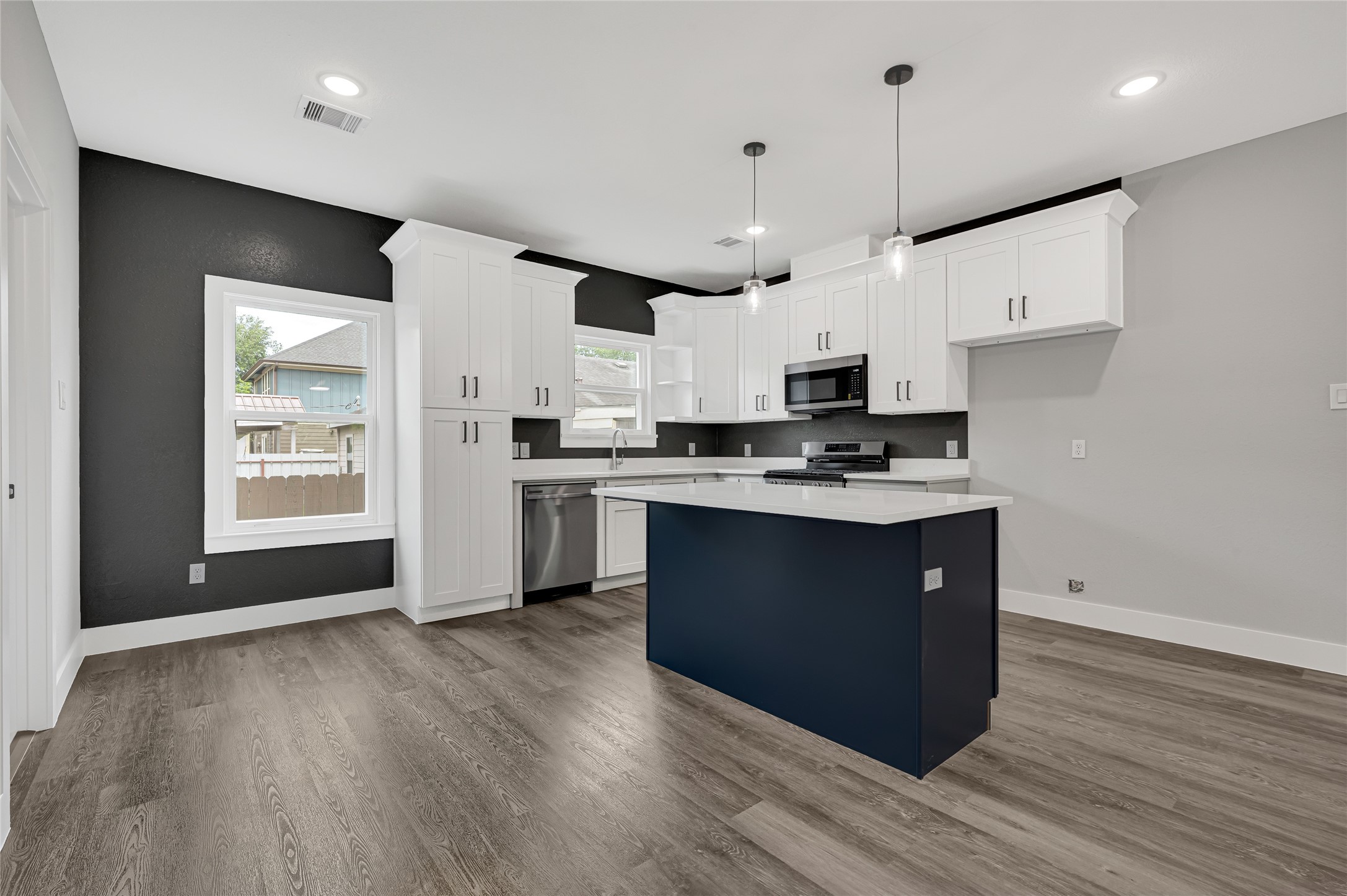 5930 Boness Road, Unit A & B Houston, TX 77396 - Photo 13 of 43