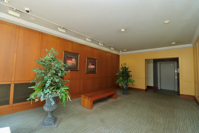 $269,999 | 140 Grove Street, Unit 5F, Stamford, CT 06901