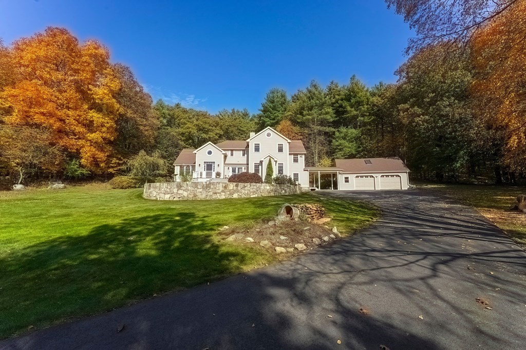 33 Nixon Road Framingham, MA 01701 - Photo 3 of 42 a view of a park with large trees