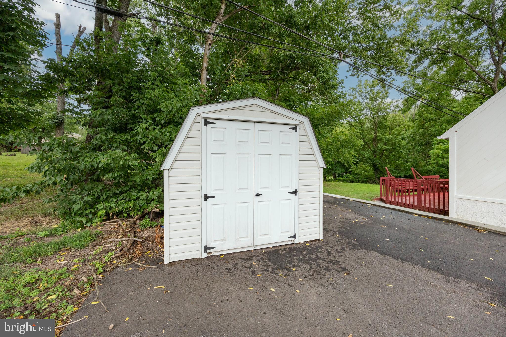 10 Indian Head Road Collegeville, PA 19426 - Photo 17 of 52 2 sheds on property