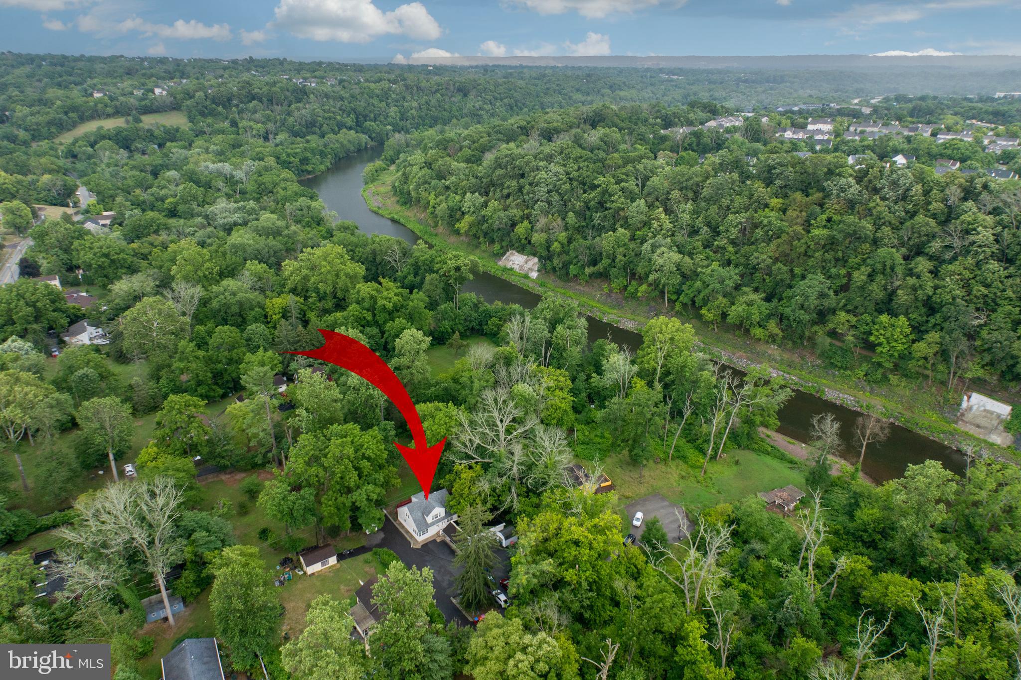 10 Indian Head Road Collegeville, PA 19426 - Photo 4 of 52 Gallery Image 4