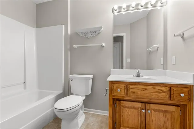 $400,000 | 2413 Northeast Old Paint Road, Lee's Summit, MO 64086