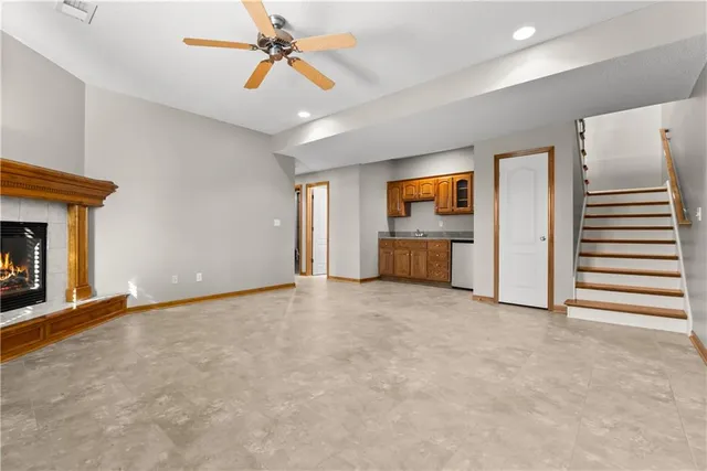 $400,000 | 2413 Northeast Old Paint Road, Lee's Summit, MO 64086