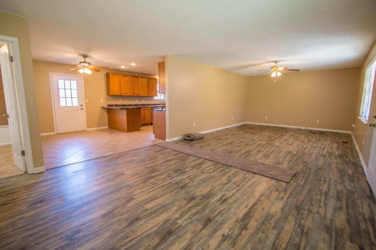 1188 North Beaumont Road Ringgold, GA 30736 - Photo 11 of 32 1188 N Beaumont-31