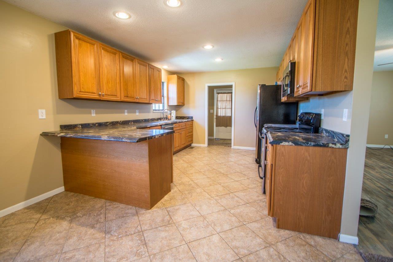1188 North Beaumont Road Ringgold, GA 30736 - Photo 15 of 32 1188 N Beaumont-34