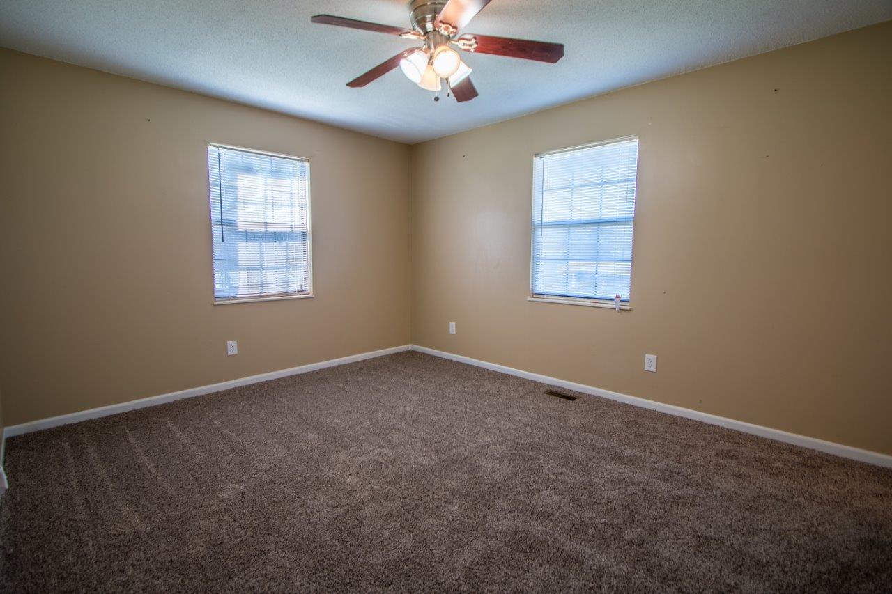 1188 North Beaumont Road Ringgold, GA 30736 - Photo 18 of 32 1188 N Beaumont-15
