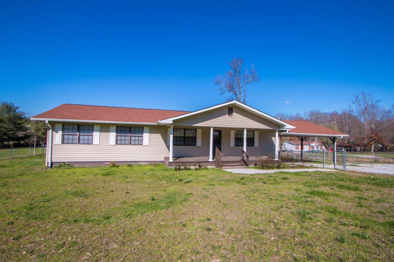 1188 North Beaumont Road Ringgold, GA 30736 - Photo 2 of 32 1188 N Beaumont-22