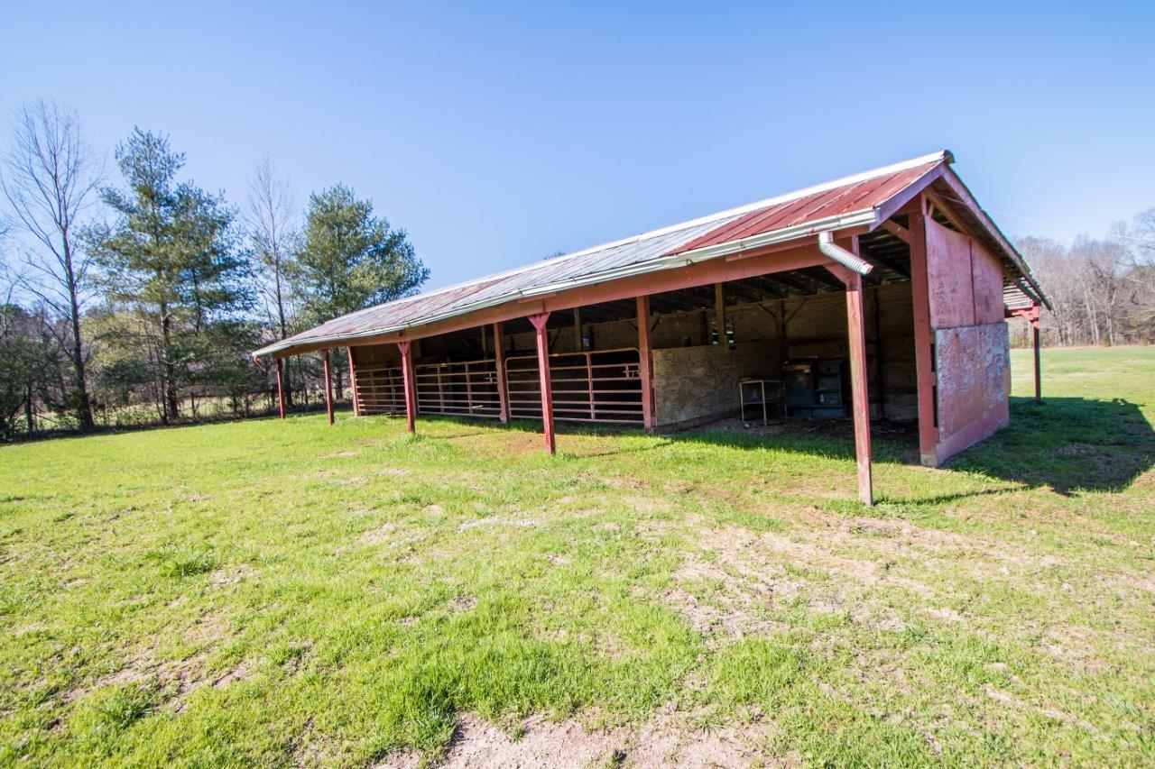 1188 North Beaumont Road Ringgold, GA 30736 - Photo 25 of 32 1188 N Beaumont-25
