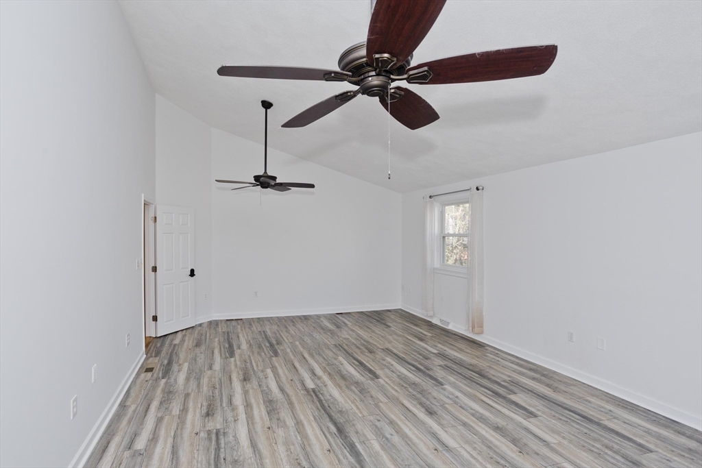 44 Connolly Road Billerica, MA 01821 - Photo 19 of 39