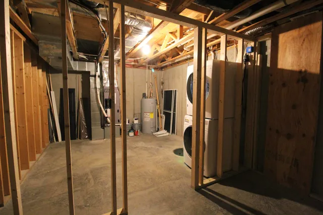 a view of walk in closet