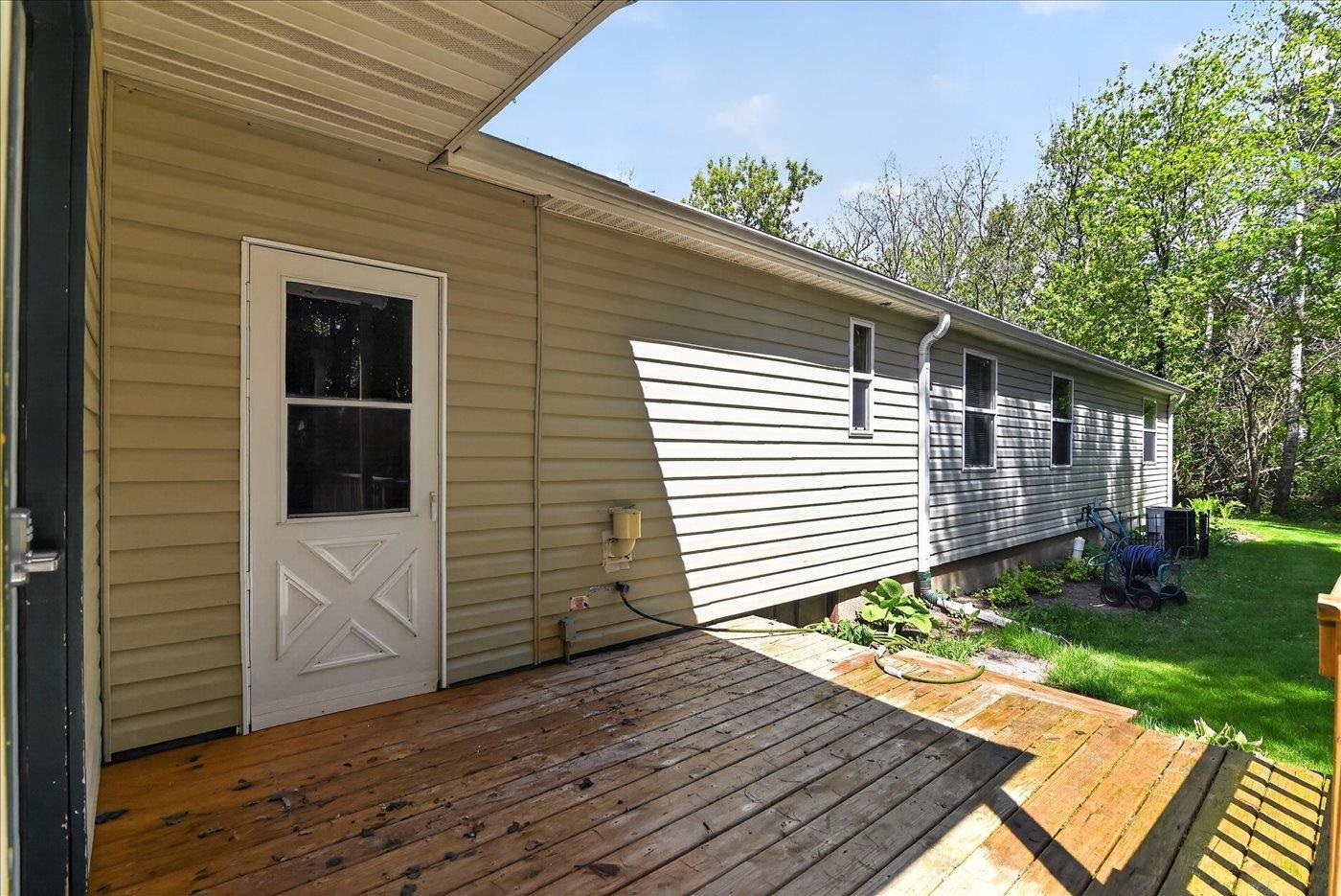 6610 Cemetery Road Sun Prairie, WI 53590 - Photo 7 of 60