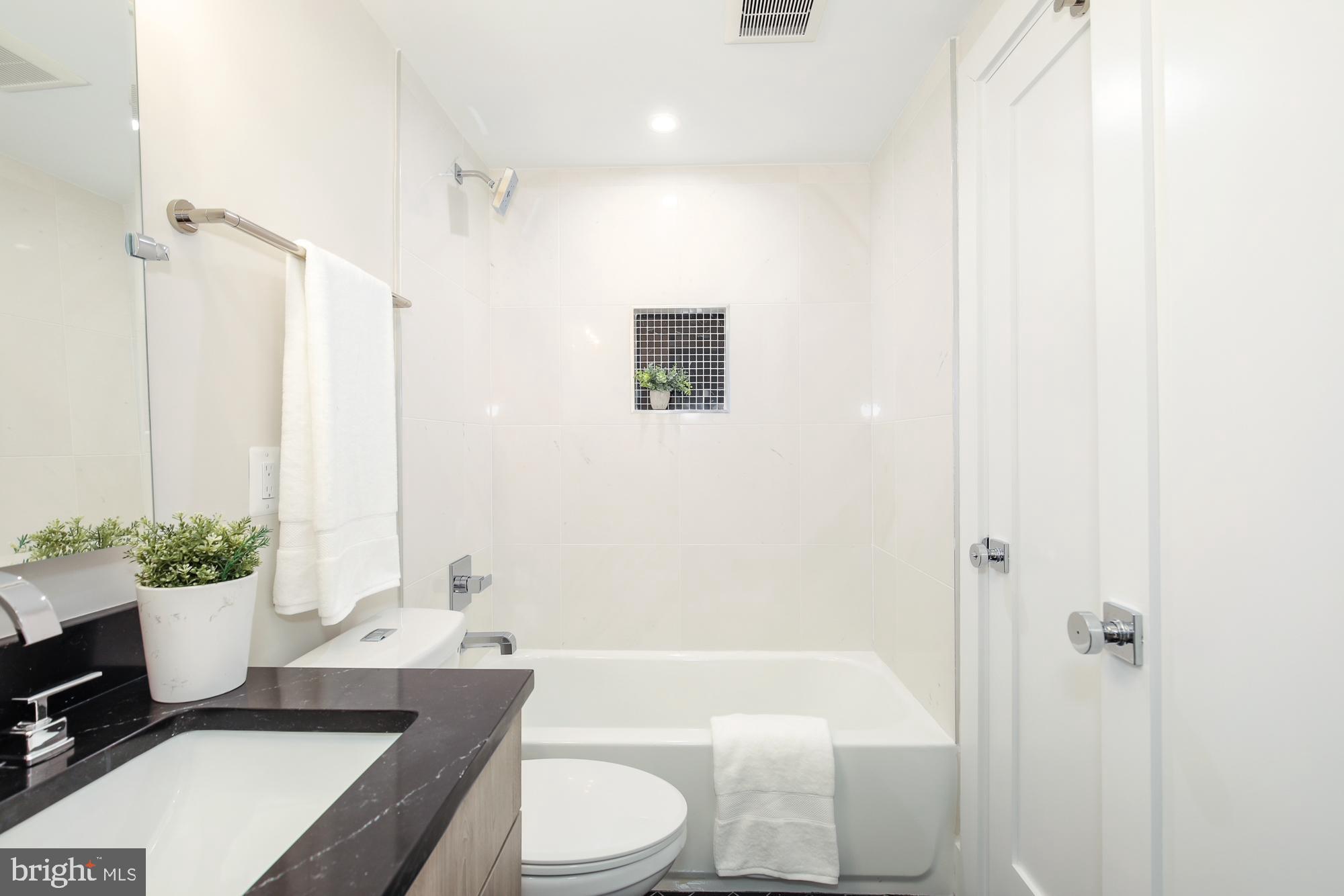 1421 Spring Road Northwest, Unit 201 Washington, DC 20010 - Photo 8 of 15 Gallery Image 8