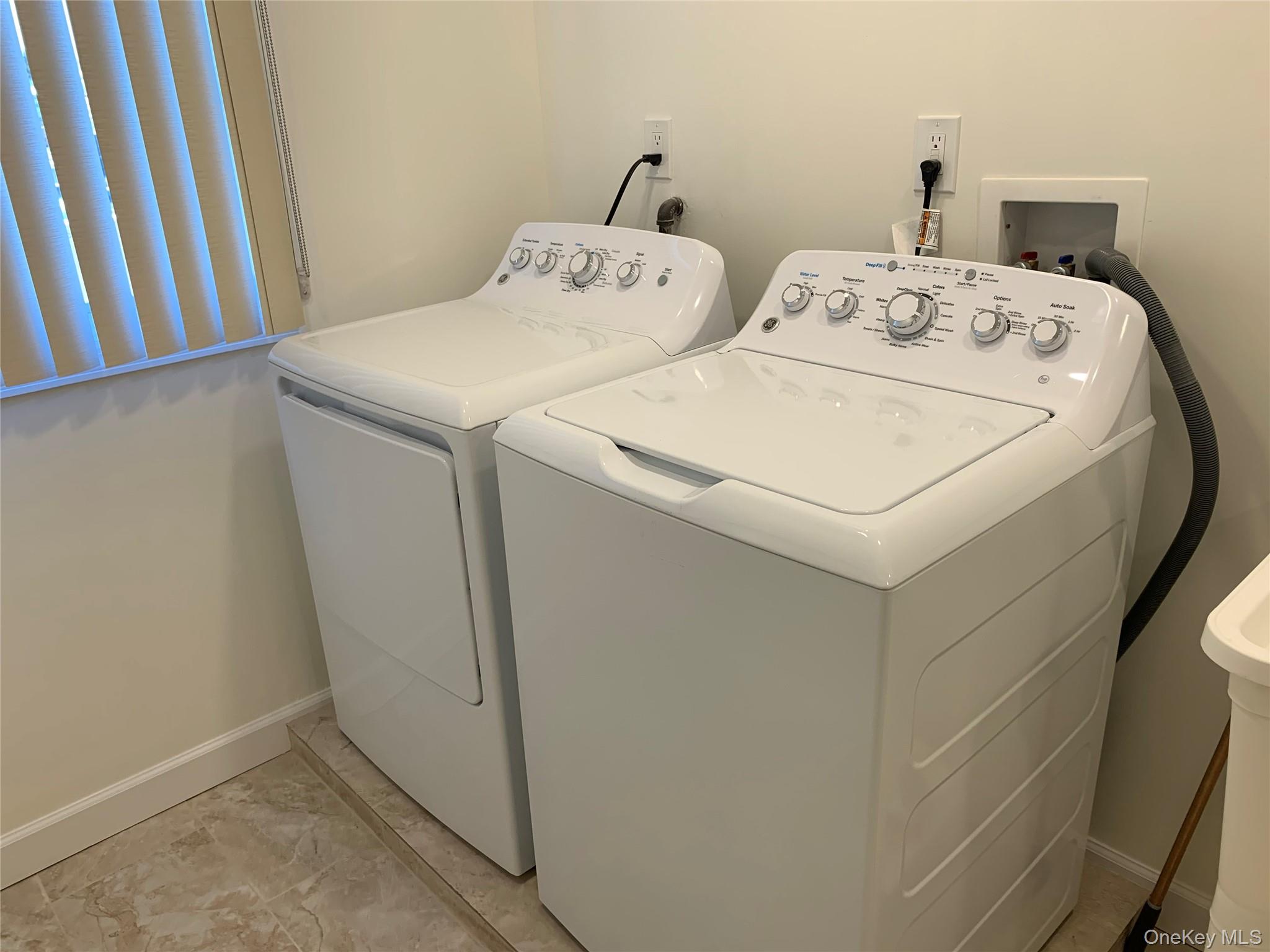 97 Gainsborg Avenue East, Unit RIGHT SIDE West Harrison, NY 10604 - Photo 28 of 39