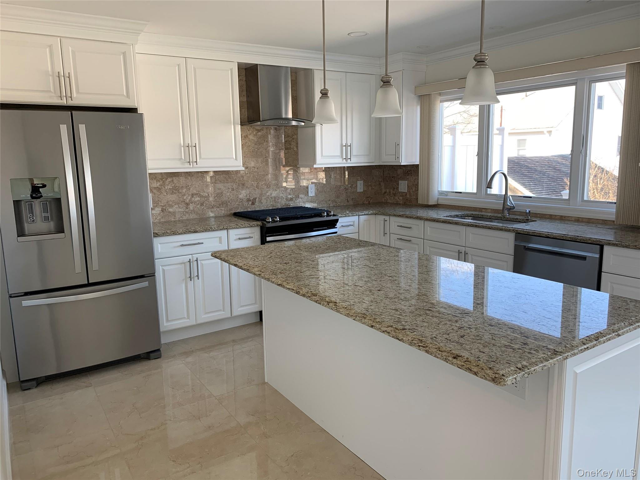 97 Gainsborg Avenue East, Unit RIGHT SIDE West Harrison, NY 10604 - Photo 3 of 39