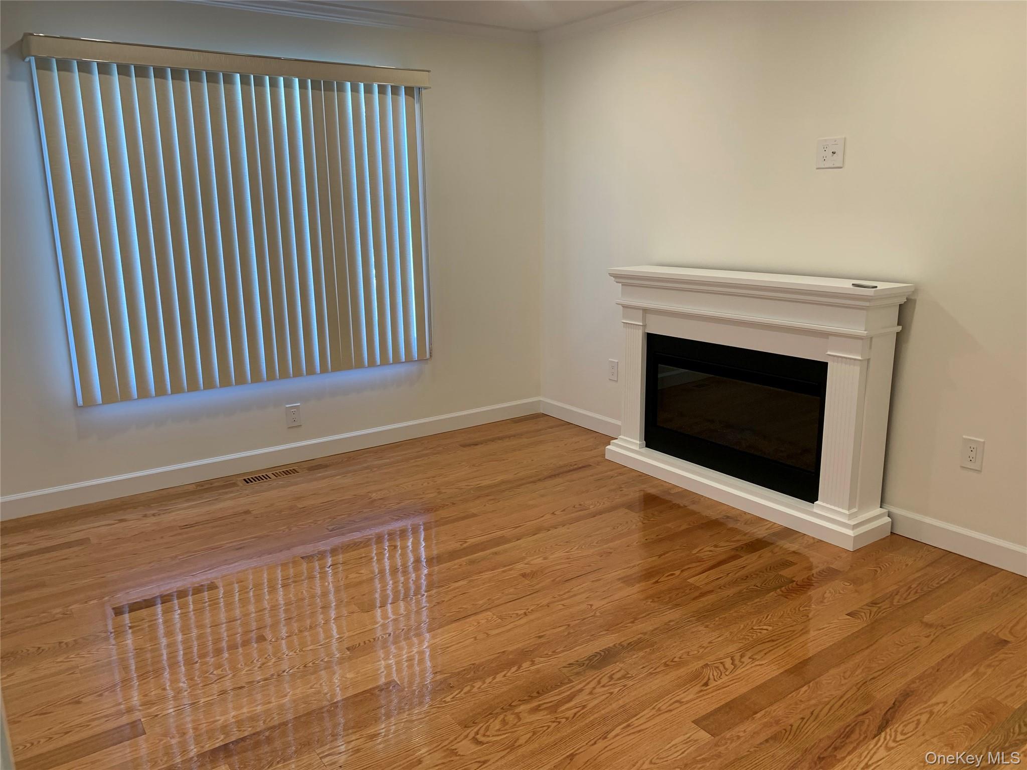 97 Gainsborg Avenue East, Unit RIGHT SIDE West Harrison, NY 10604 - Photo 7 of 39 Living room with Fire place
