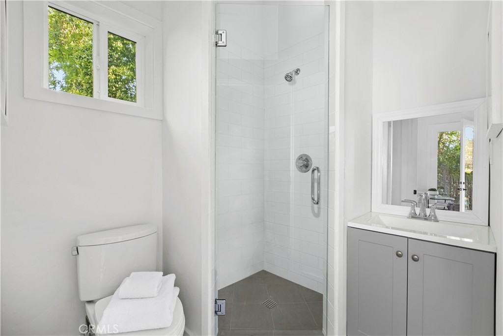 9625 Oak Pass Road Beverly Hills, CA 90210 - Photo 21 of 30